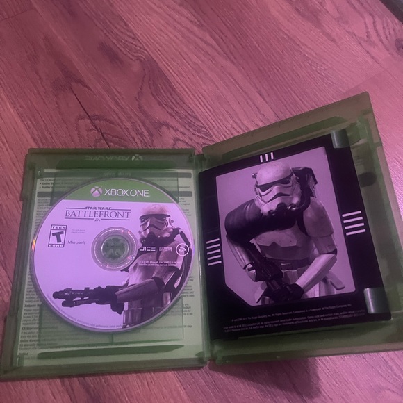star Wars Batllefront (2015) Game for XBOX ONE Used Great Condition - Picture 2 of 2